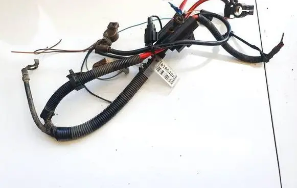 Ford Focus Positive cable (battery) 93bb14488ab