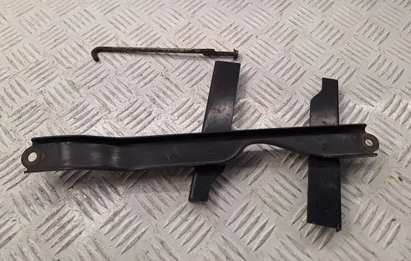 Toyota Corolla Verso AR10 Battery bracket 744040F040 7445102012