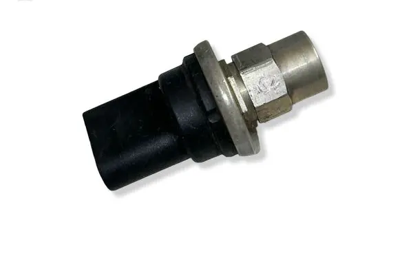 Volkswagen PASSAT B6 Air conditioning (A/C) pressure sensor 1J0959126