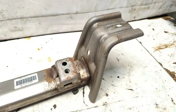 Ford Taurus Other interior part AG135410673A