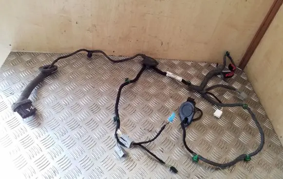 Land Rover Freelander 2 - LR2 Front door wiring loom 7G9214A584ABF
