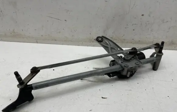 Mercedes-Benz CLA C118 X118 Front wiper linkage A1778205001