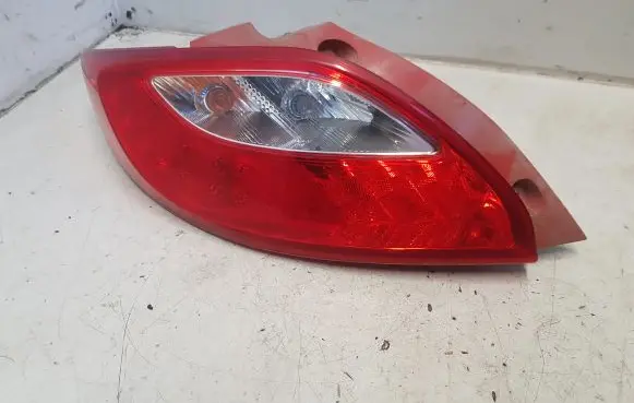 Mazda 2 Rear/tail lights D6515116C K2442