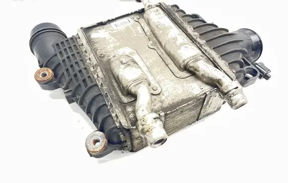 Jaguar XE Intercooler radiator GX736K775AC