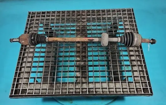 Front driveshaft