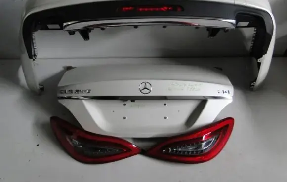 Mercedes-Benz CLS C218 X218 Set of end parts 
