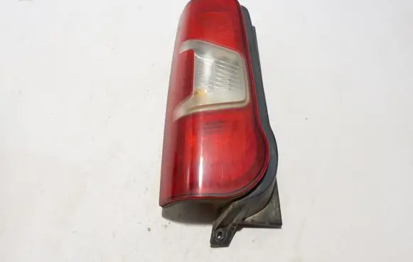 Opel Combo E Rear/tail lights 9819235880