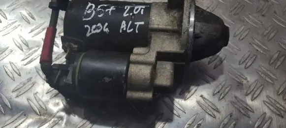 Volkswagen PASSAT B5.5 Starter motor 026309 nenusttayta