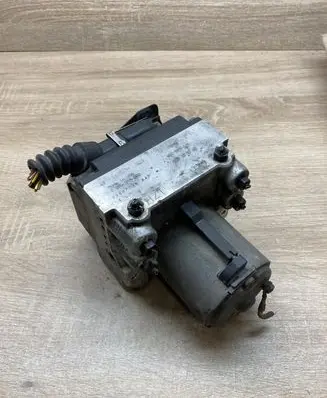 Audi A4 S4 B5 8D ABS Pump 8D0614111 0265214002