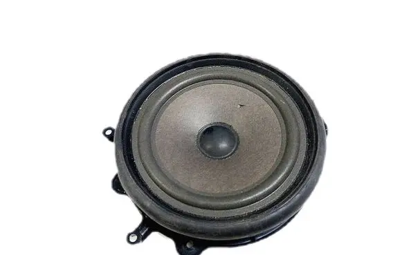 Audi A4 S4 B6 8E 8H Front door speaker 8E0035411