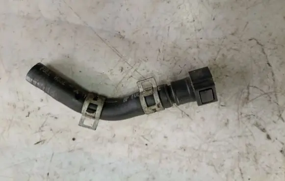 Suzuki Grand Vitara I Fuel line/pipe/hose 6MAED8