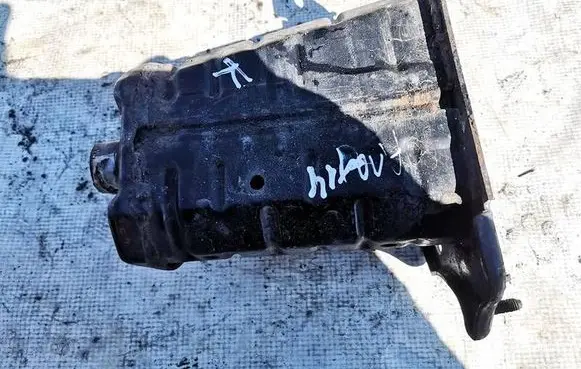 Lexus IS 220D-250-350 Front bumper mounting bracket