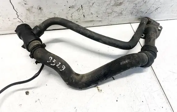 Skoda Superb B5 (3U) Engine coolant pipe/hose 06b121121