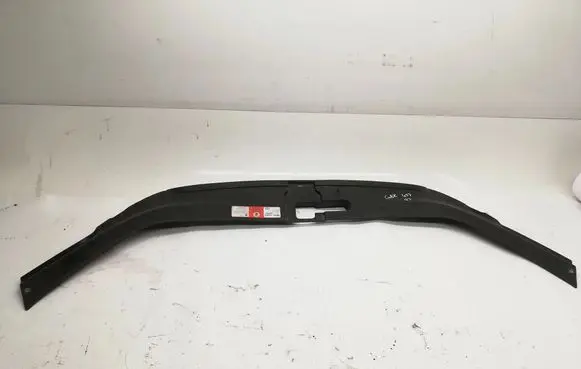 Radiator trim