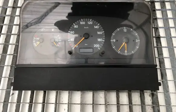 Volkswagen II LT Speedometer (instrument cluster) 2D0919850F