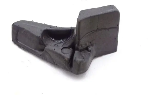 Mitsubishi Pajero Fender foam support/seal 13444618