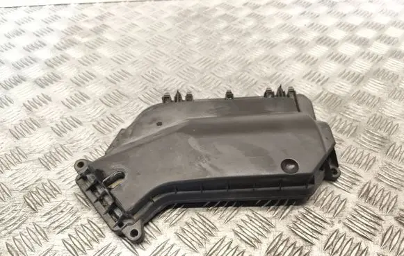Audi A4 S4 B8 8K Fuse box cover 8K1907613