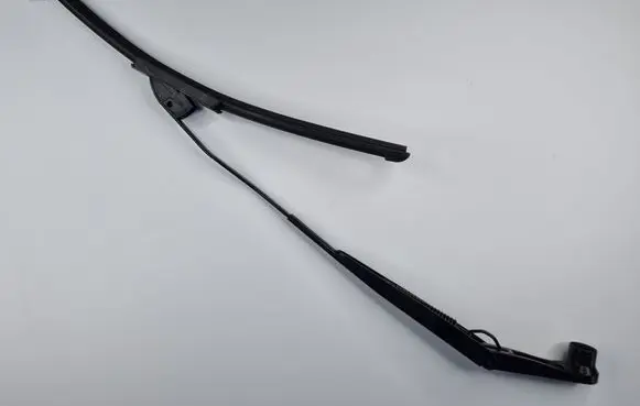 Dodge Challenger Windshield/front glass wiper blade 