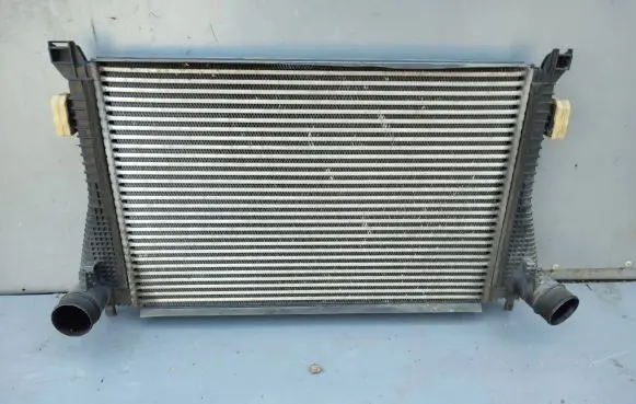 Skoda Superb B8 (3V) Intercooler radiator 5Q01458035