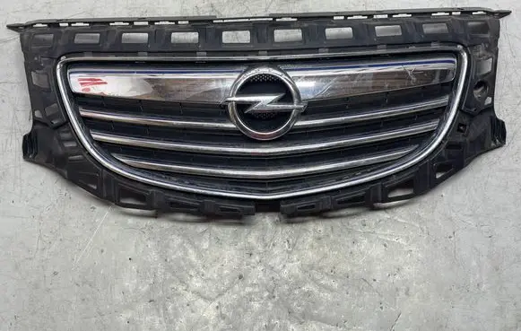 Opel Insignia A Front bumper upper radiator grill 13238420