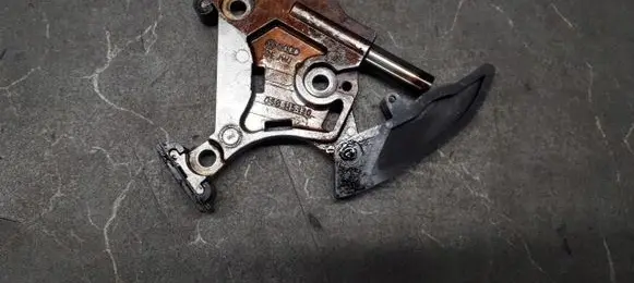 Audi A4 S4 B6 8E 8H Timing belt tensioner 06b115130