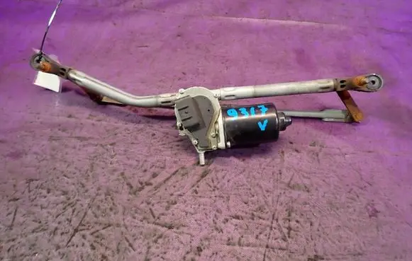 Fiat Punto (188) Front wiper linkage and motor