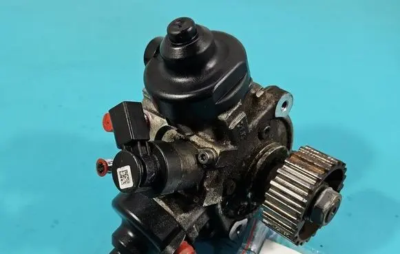 Audi Q5 SQ5 8R Fuel injection high pressure pump 0445010646 IMPRK1581426