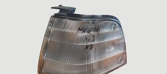 Mazda 323 Front indicator light 86069 7R018609