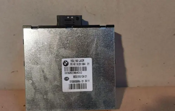 BMW 6 F12 F13 Voltage converter inverter 9251984