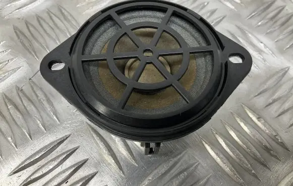 Audi A4 Allroad B8 Panel speaker 8R0035397