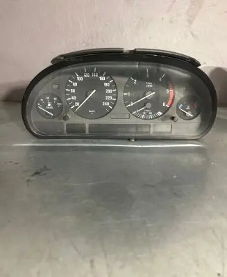 BMW 5 E39 Speedometer (instrument cluster) 62116906122 1100087841