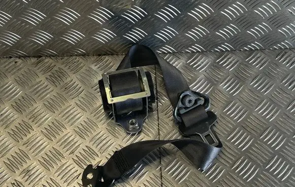 Opel Corsa D Front seatbelt 609160500D 000000050H 140612
