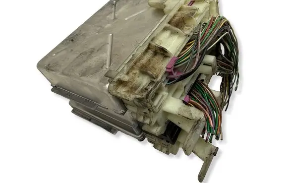 Volvo XC70 Engine control unit/module 30646978A 05049 0000063857