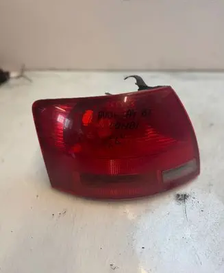 Audi A4 S4 B7 8E 8H Rear/tail lights 8e9945095e
