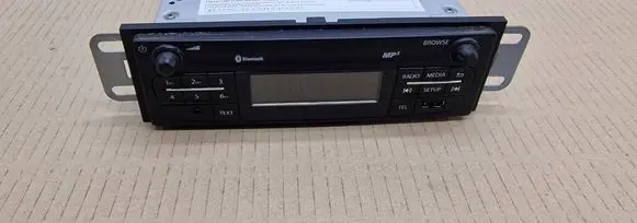 Renault Trafic III (X82) Radio/CD/DVD/GPS head unit 281154118R