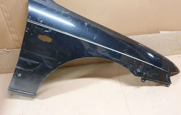 Mazda 626 Fender