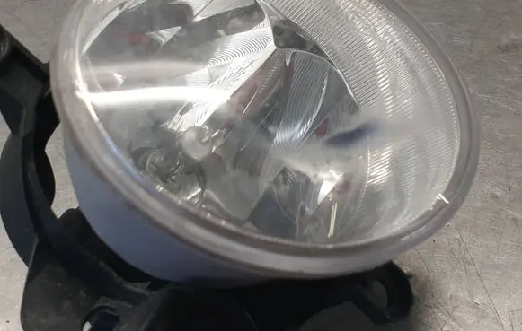 Toyota Auris E180 Front fog light 8121002110