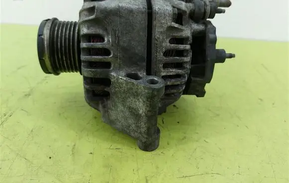 Fiat Grande Punto Generator/alternator 51784845