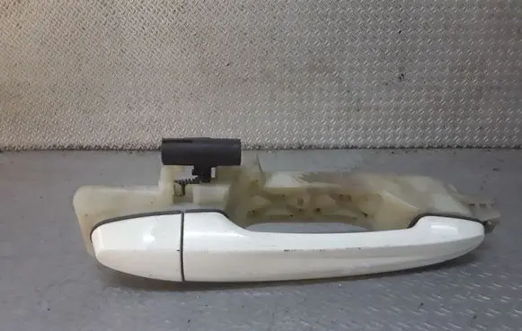 Rear door exterior handle