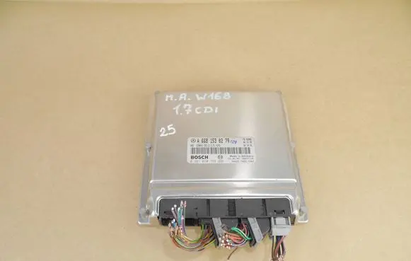 Mercedes-Benz A W168 Engine control unit/module A6681530279 28RTF134 0281010793