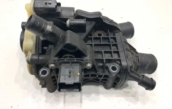 Ford Mondeo MK V Air filter box 9804160380