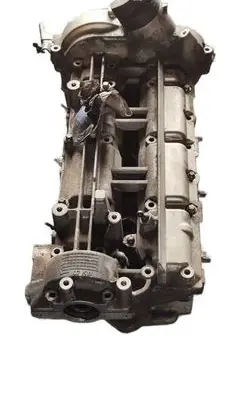 Mercedes-Benz Sprinter W906 Engine head R6420163601