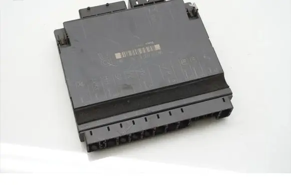 Mercedes-Benz S W220 Seat control module 2208206926
