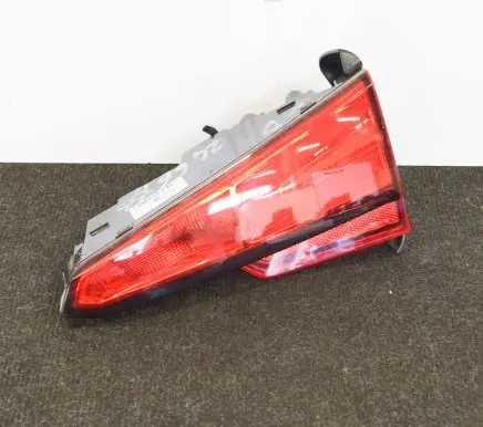 Audi A4 S4 B9 8W Tailgate rear/tail lights 8W5945076A