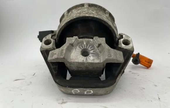 Audi A7 S7 4G Engine mount bracket 4G0199381LH