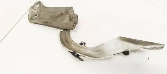 Ford Focus Engine bonnet/hood hinges BM51A16800AD BM51-A16800-AD