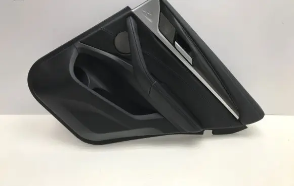 BMW iX3 G08 Coupe rear side trim panel 43920371