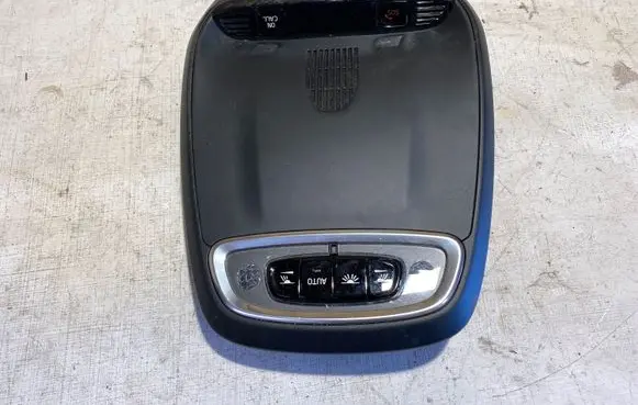 Volvo XC90 Front seat light 31479612 175123