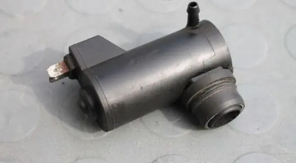 Mitsubishi Colt Windscreen/windshield washer pump 0602103620