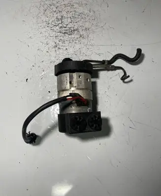 BMW 7 E65 E66 Vacuum pump 34511166155 1166155 38315802